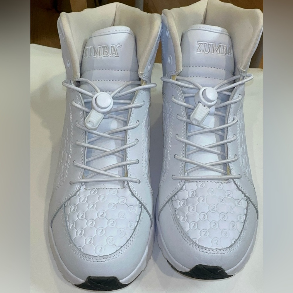 Zumba Air Boss size 8